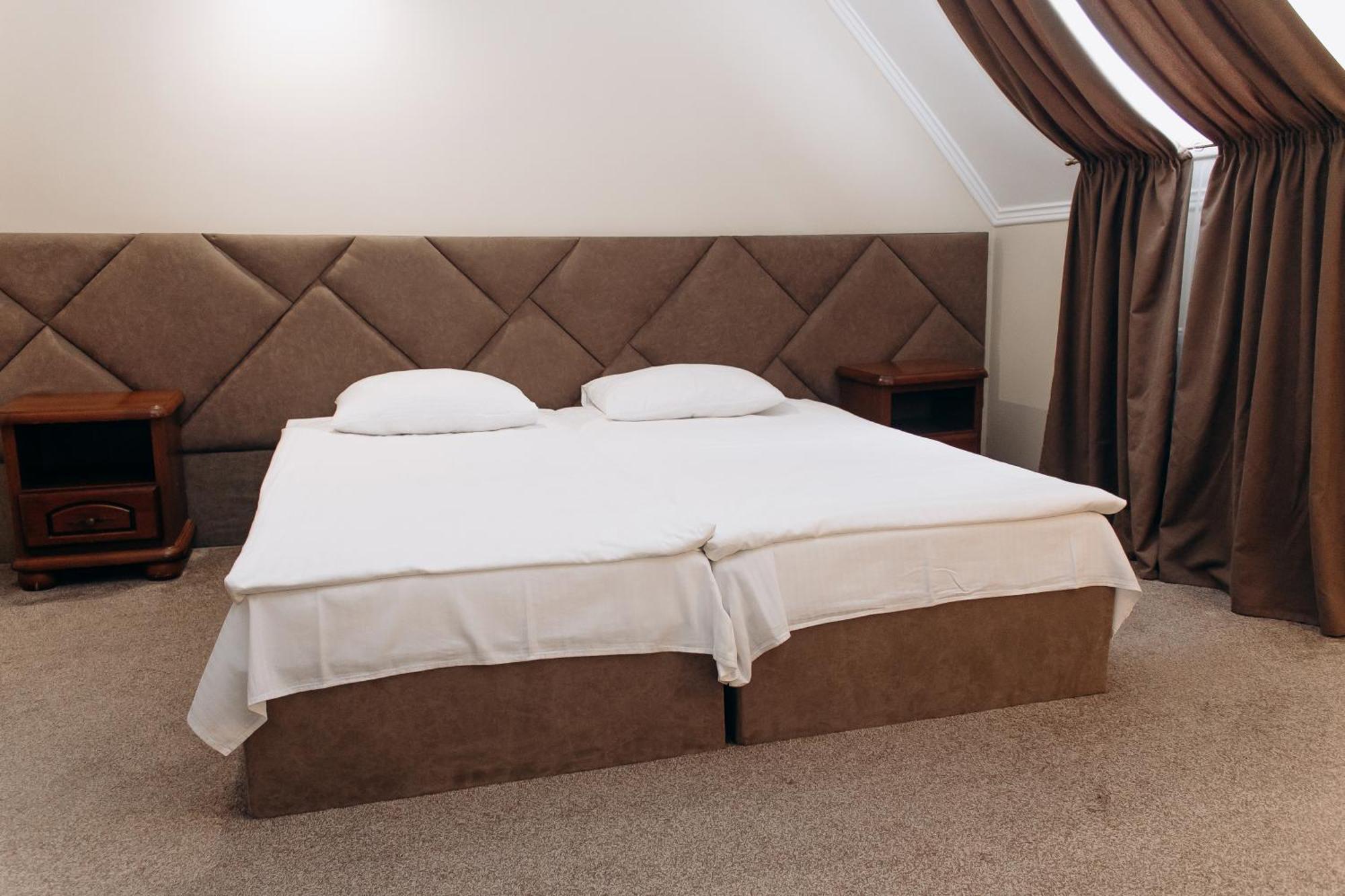 Eduard Hotel Uzhhorod Εξωτερικό φωτογραφία